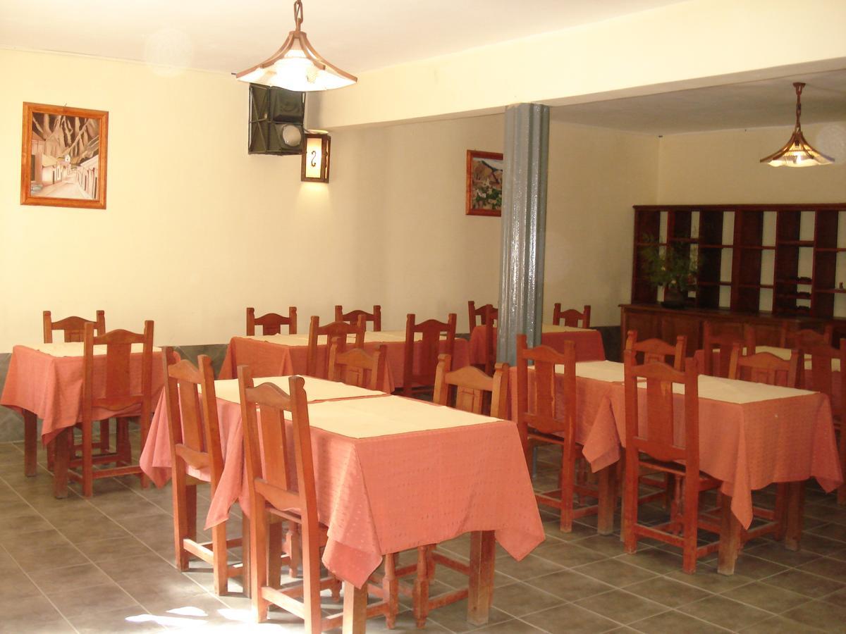 Iruya Hostal Tacacho エクステリア 写真